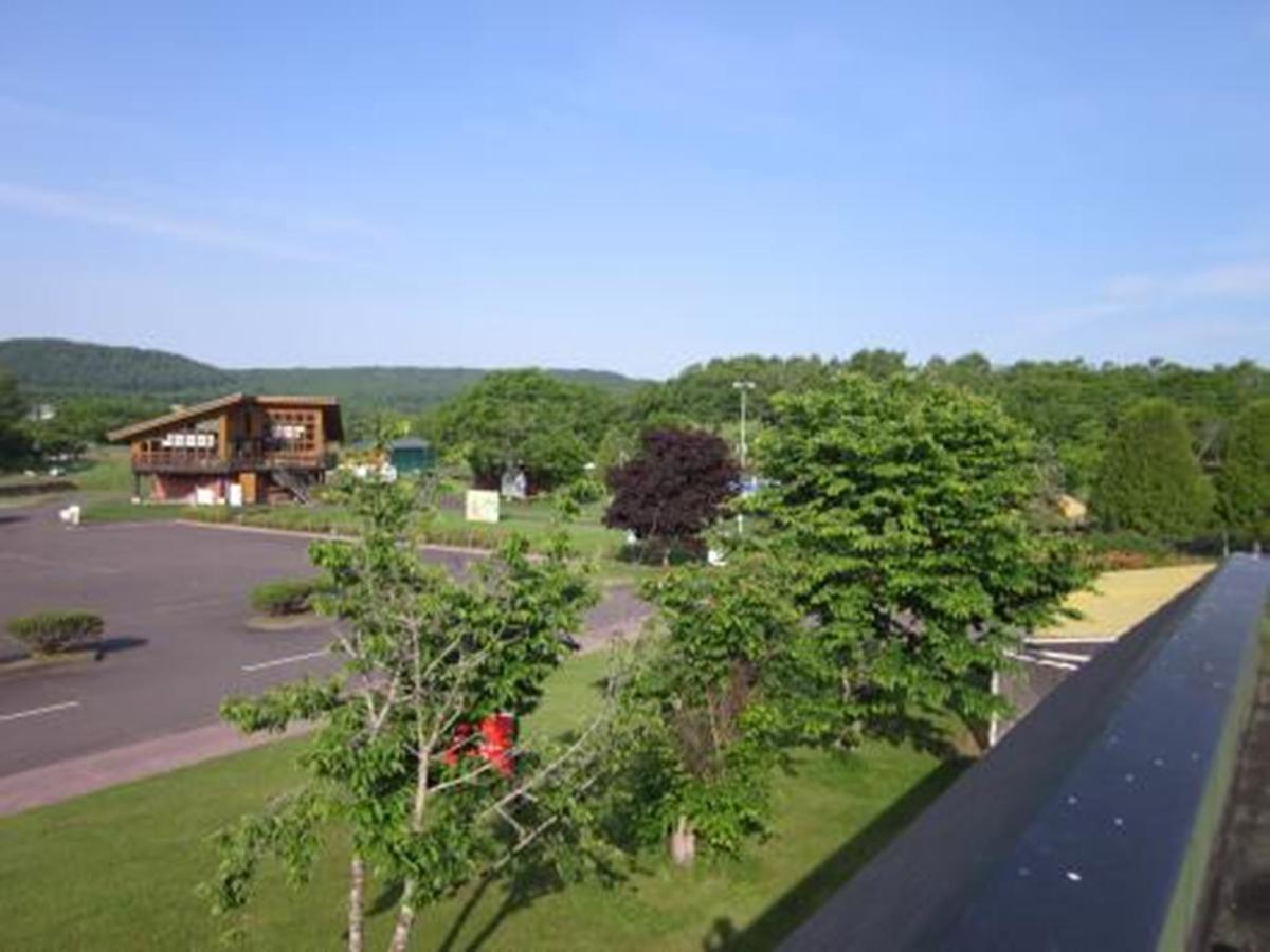 Green Park Tsurui Екстериор снимка